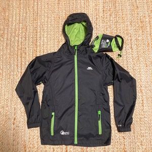 Trespass QikPac rain shell /jacket boys size 11/12 ( 145-152cms) w/carry bag